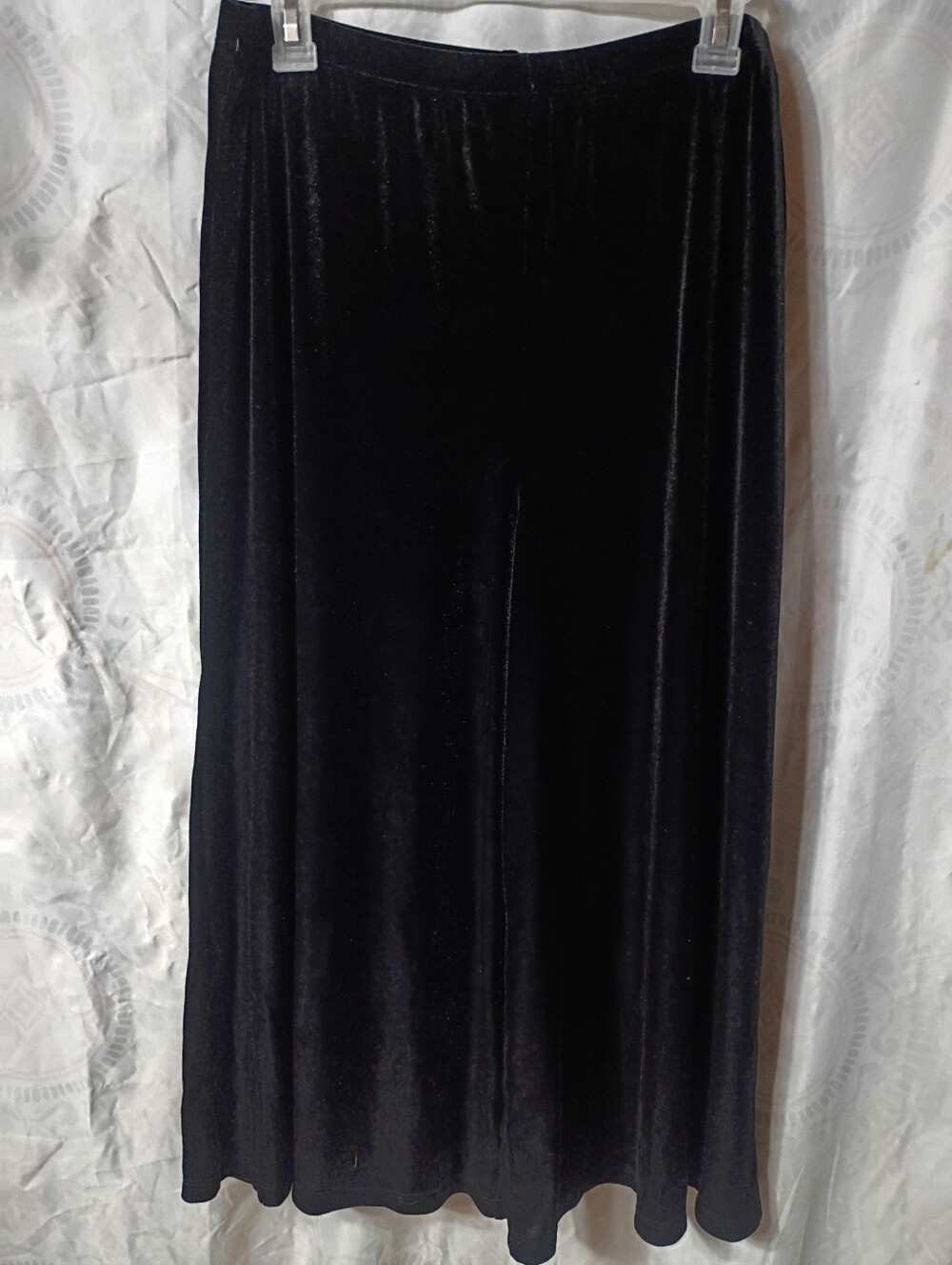 White Stag Black Wide-Leg Velvet Pants